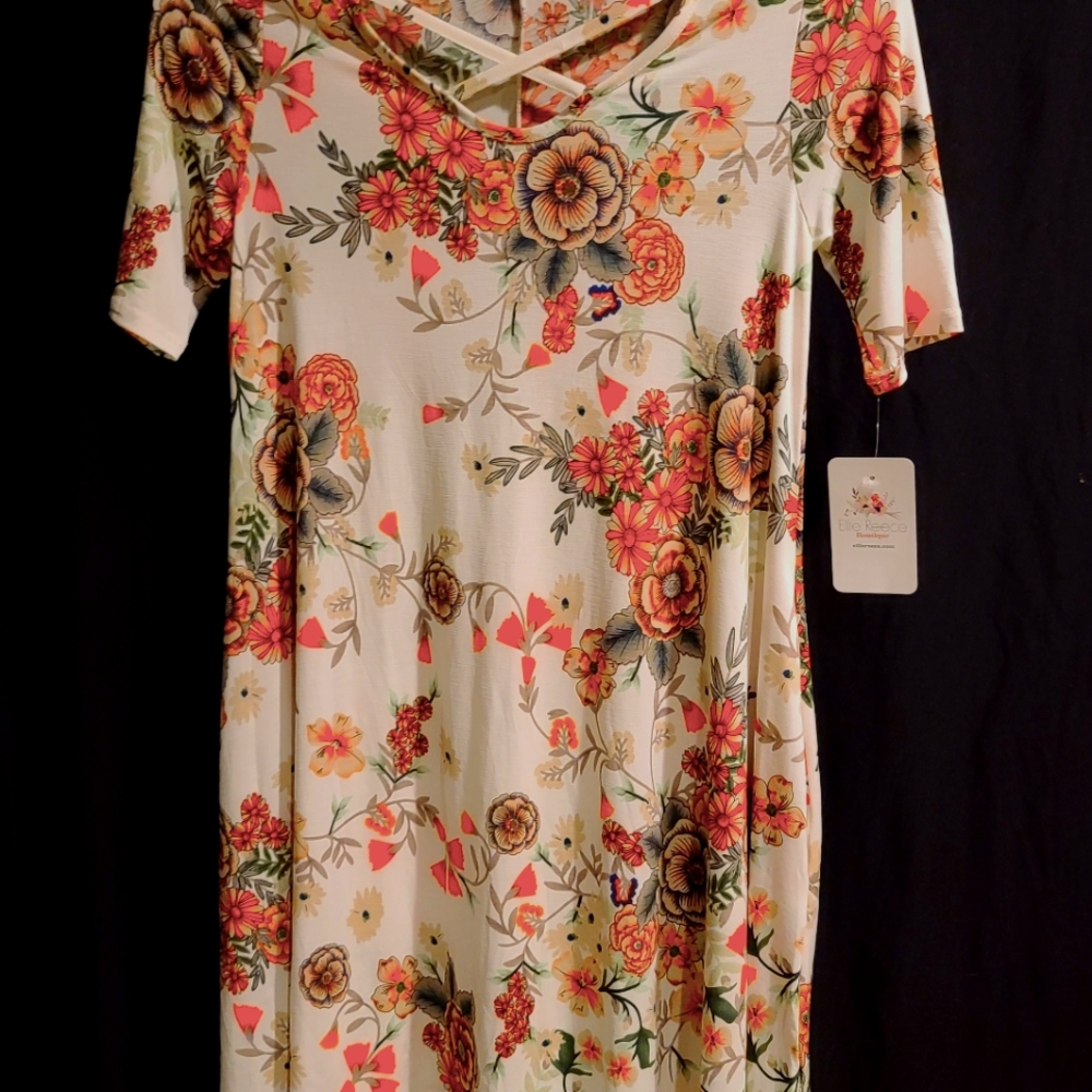 NWT Ellie Reece Boutique Floral Dress Size S